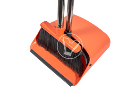 Scoop and brush with long handle LV-B03